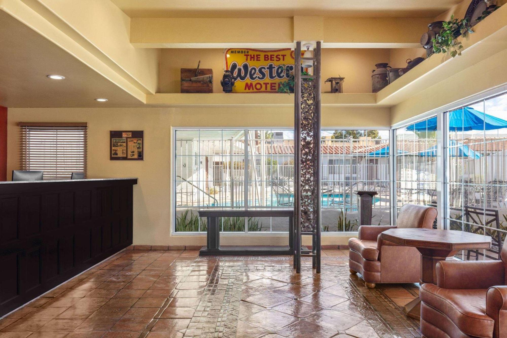 Historic Coronado Motor Hotel By Oyo Yuma Exterior photo